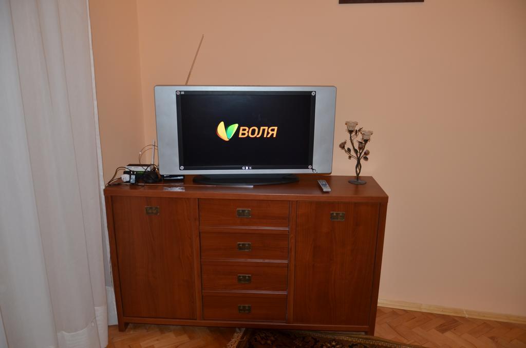 Apartment Viatores Лвив Екстериор снимка